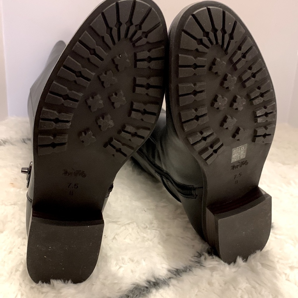 COACH Elegant Black Leather Riding Boots - Picture 8 of 13